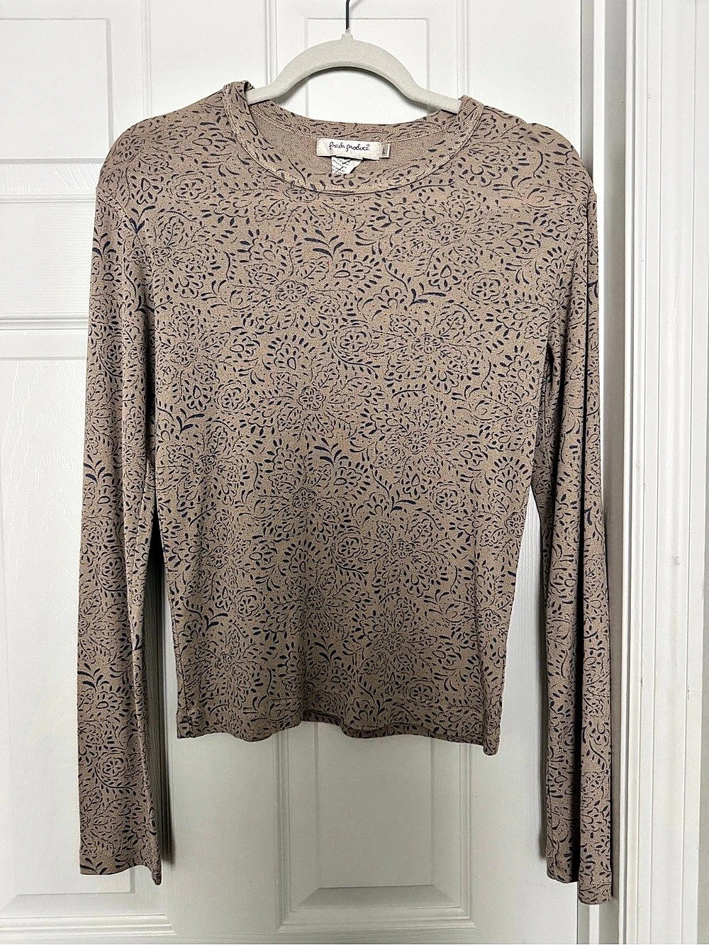 Fresh Produce Women’s Large Tan Blue Floral Long Sleeve Top Made in USA